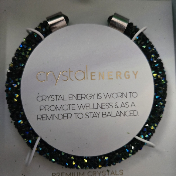 Geniune (Mermaid)Crystal Bracelet I Energy, Promote Wellness & Bal. (Blue/Green) - Picture 4 of 5